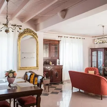 Διαμέρισμα Paradiso